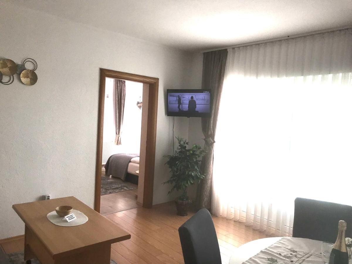 Apartmani Kuzmanovic Stan Na Dan Добой Экстерьер фото